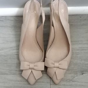 Nude blush pink Bally leather pumps